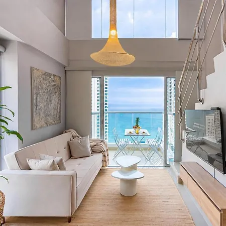 Apartamento Loft Dúplex con vistas al mar en Bocagrande Cartagena